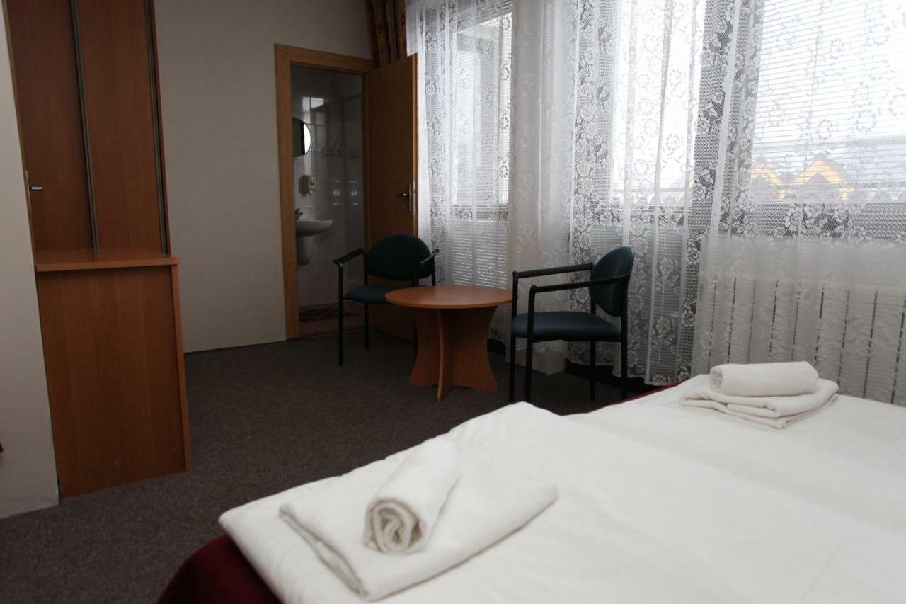 Penzion Demi Stará Lesná Exteriör bild